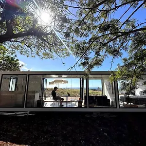 Holiday home Modern Off Grid Tiny Home!, Haleiwa